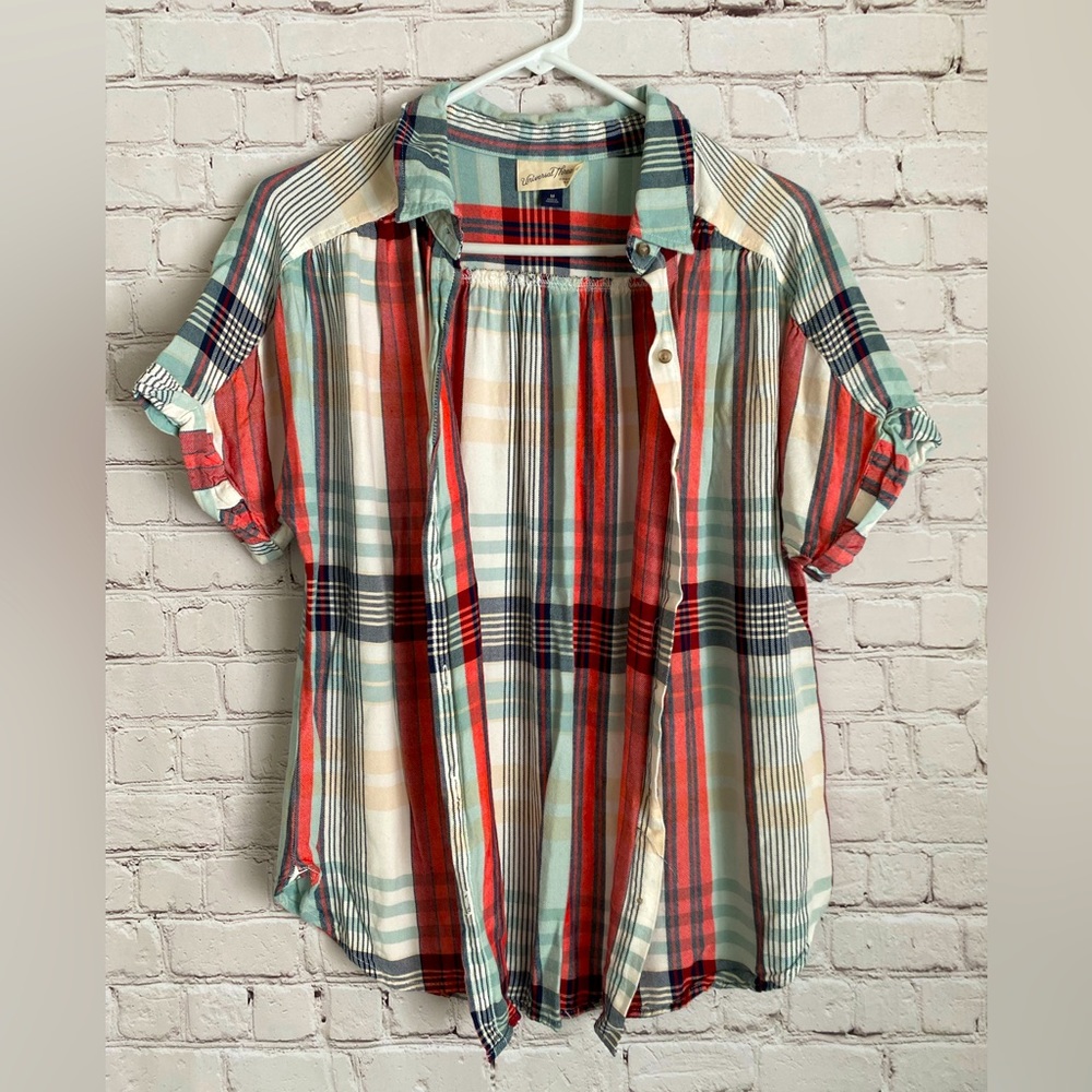 Button up short sleeve, plaid